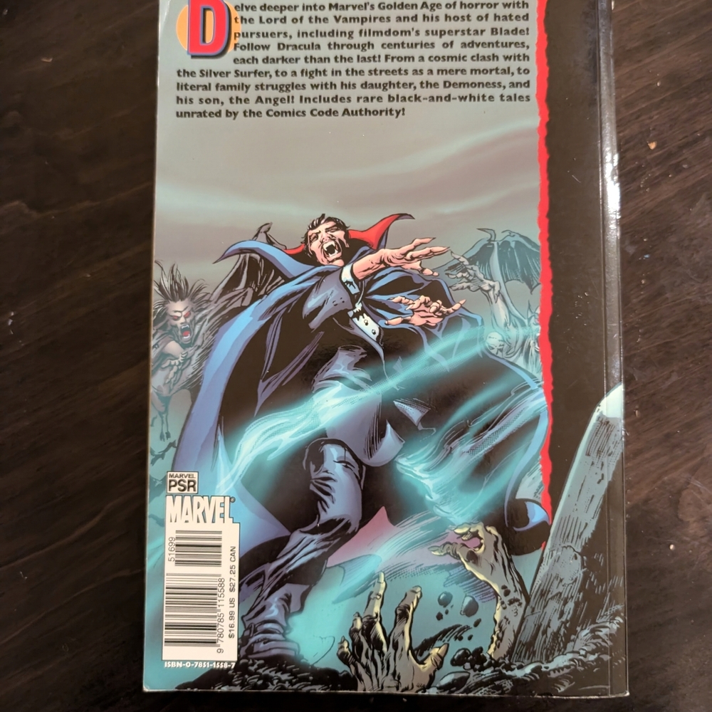 Marvel Essential Tomb of Dracula Vol. 3 - Red and Blue Cover